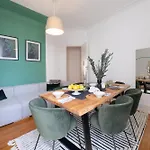 Desterro 4 - Historical Four-bedroom Apartamento Lisboa